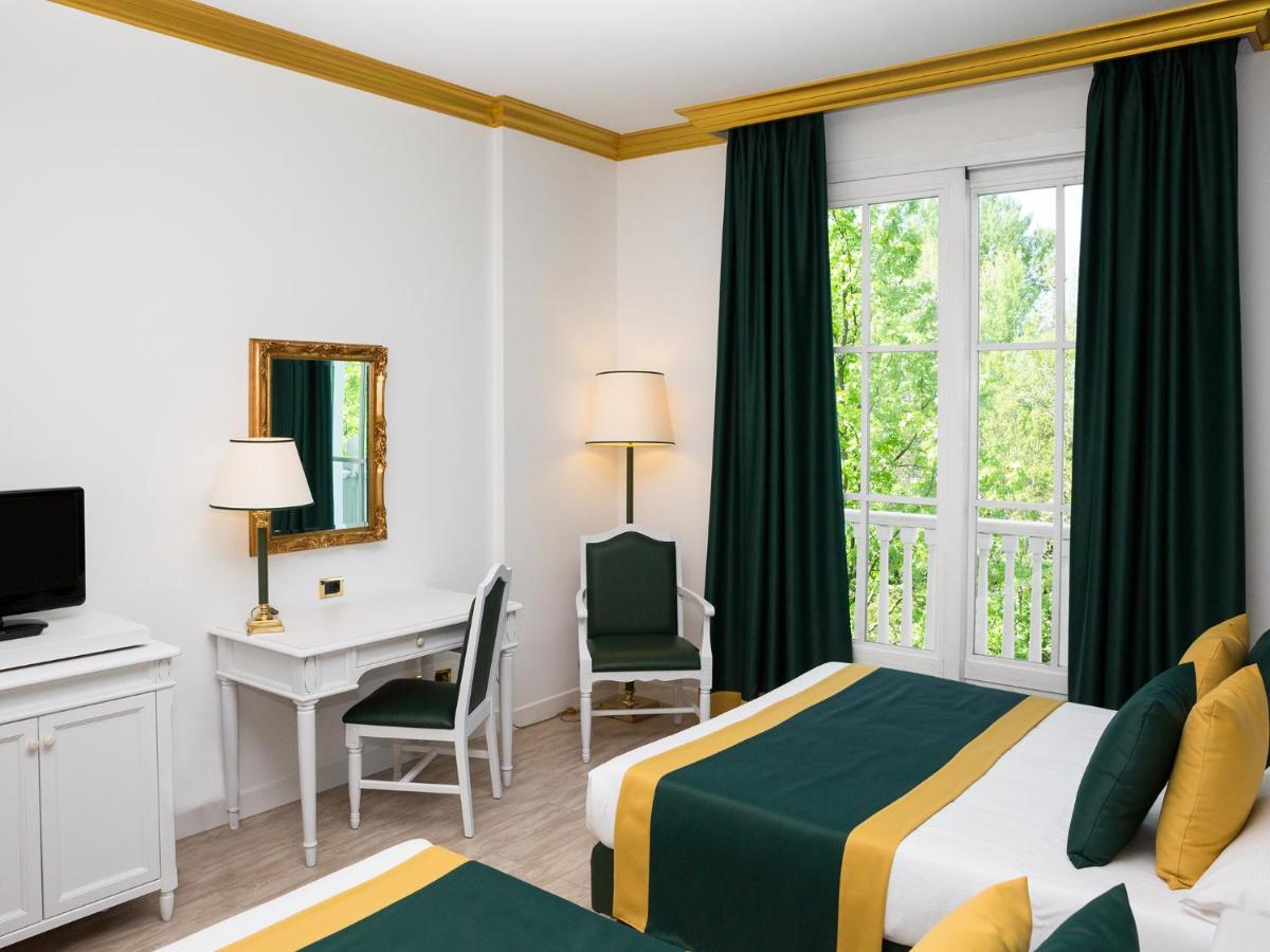 Gardaland Hotel Castelnuovo del Garda Esterno foto