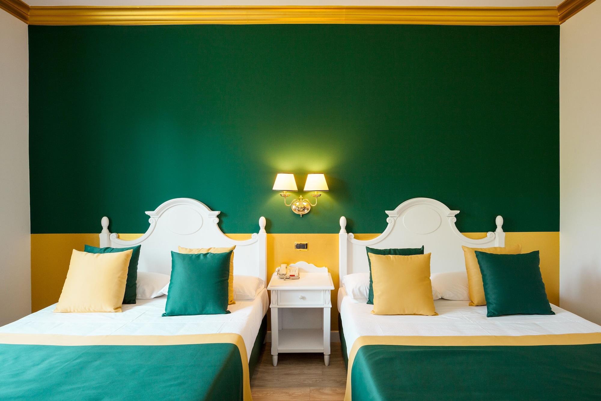 Gardaland Hotel Castelnuovo del Garda Esterno foto