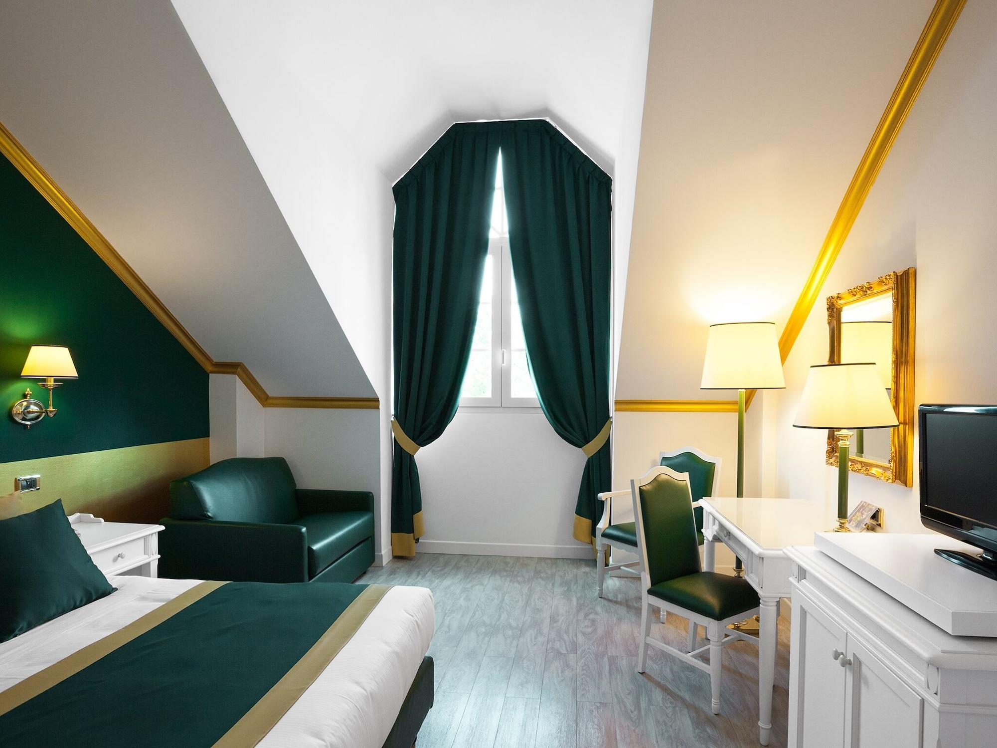 Gardaland Hotel Castelnuovo del Garda Esterno foto
