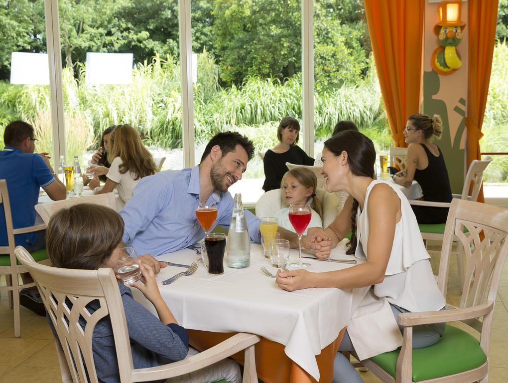 Gardaland Hotel Castelnuovo del Garda Esterno foto
